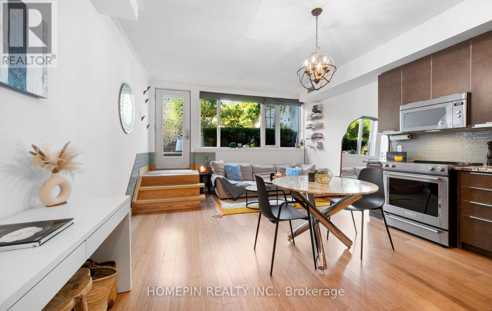 4 - 38 Boston Avenue, Toronto, Ontario  M4M 2T9 - Photo 6 - E12437861