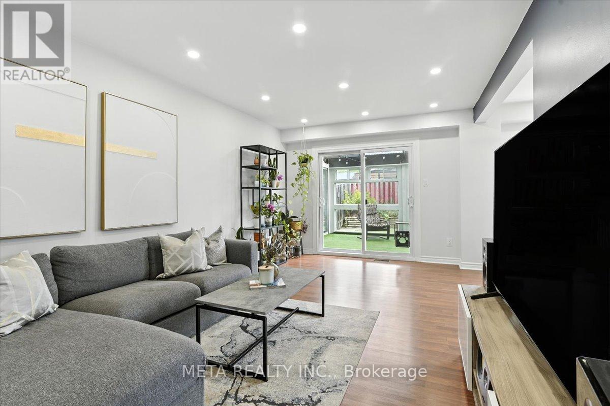 1567 Jaywin Circle, Pickering, Ontario  L1V 2W3 - Photo 6 - E12437904
