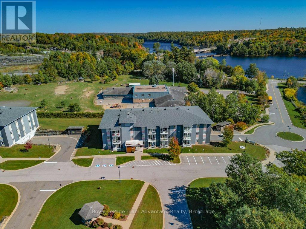 203 - 20a Silver Birch Court, Parry Sound, Ontario  P2A 0A7 - Photo 33 - X12436941
