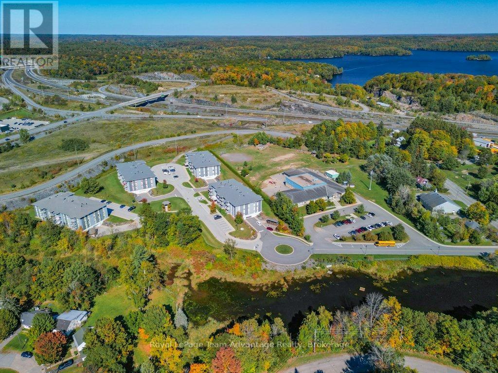 203 - 20a Silver Birch Court, Parry Sound, Ontario  P2A 0A7 - Photo 31 - X12436941