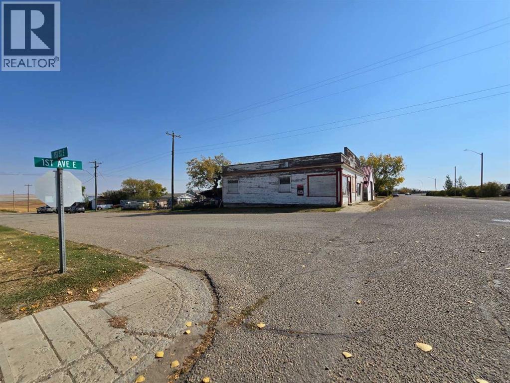 204 1 Avenue E, Hussar, Alberta  T0J 1S0 - Photo 2 - A2260017