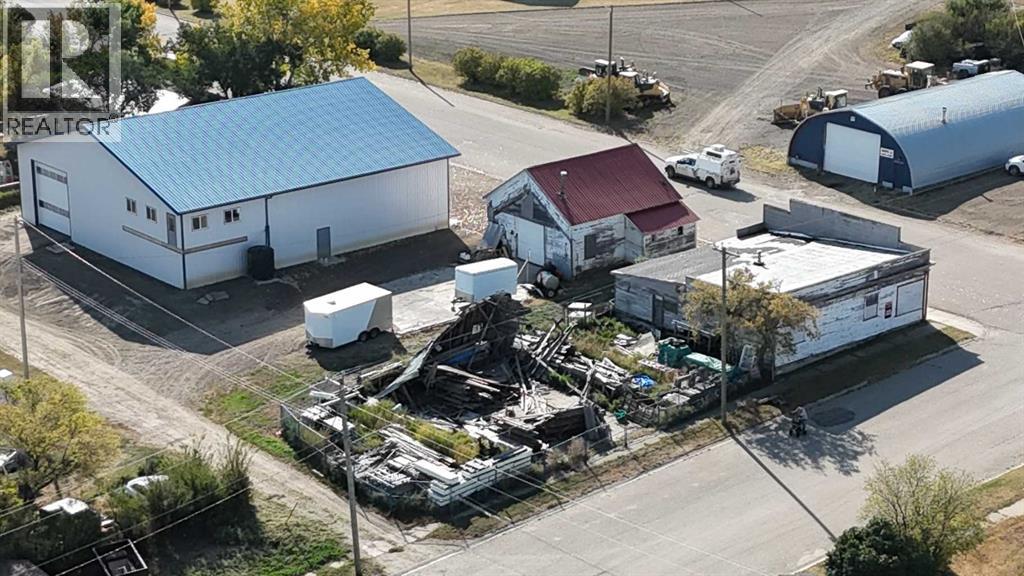 204 1 Avenue E, Hussar, Alberta  T0J 1S0 - Photo 3 - A2260017