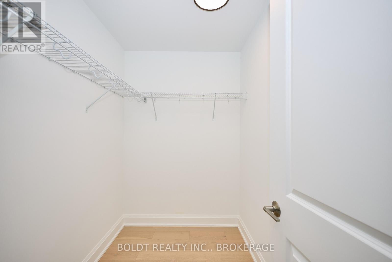 554 Mississauga Avenue, Fort Erie, Ontario  L2A 0G8 - Photo 18 - X12435088