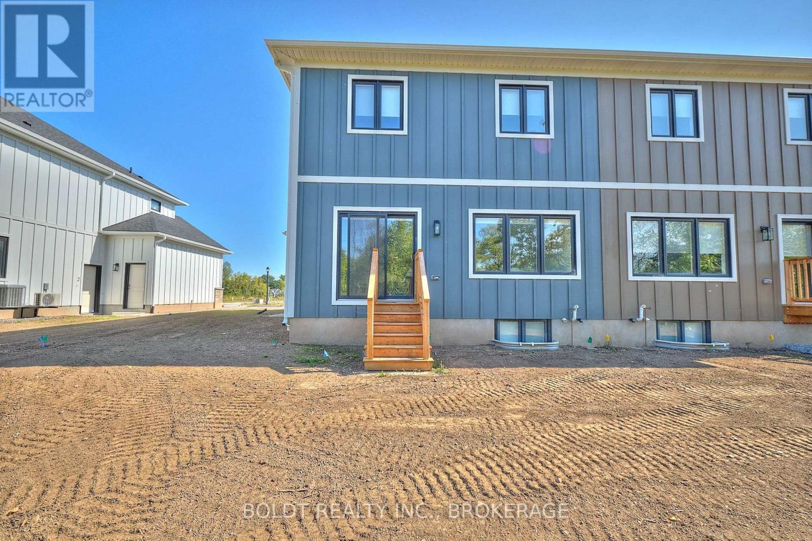 554 Mississauga Avenue, Fort Erie, Ontario  L2A 0G8 - Photo 34 - X12435088