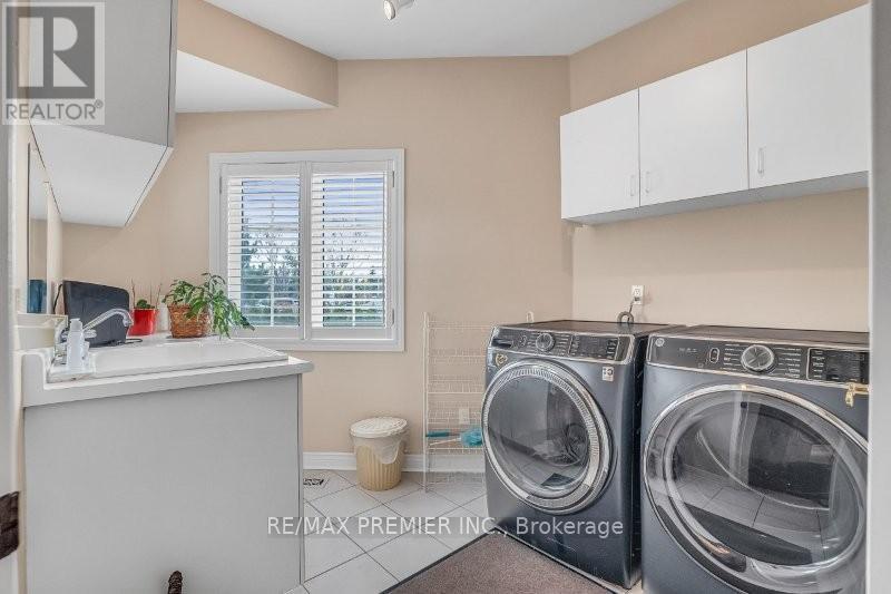 3 Avro Road, Vaughan, Ontario  L6A 1Y3 - Photo 17 - N12437658