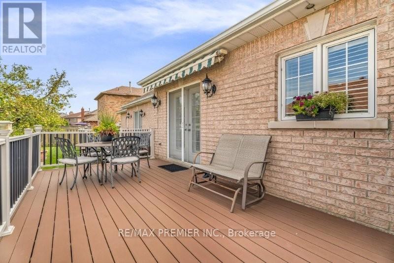 3 Avro Road, Vaughan, Ontario  L6A 1Y3 - Photo 38 - N12437658