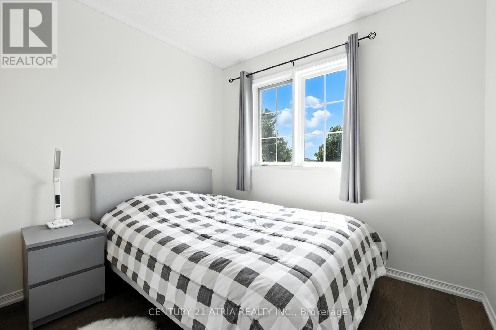 12 Stiles Avenue, Aurora, Ontario  L4G 7N3 - Photo 11 - N12437691