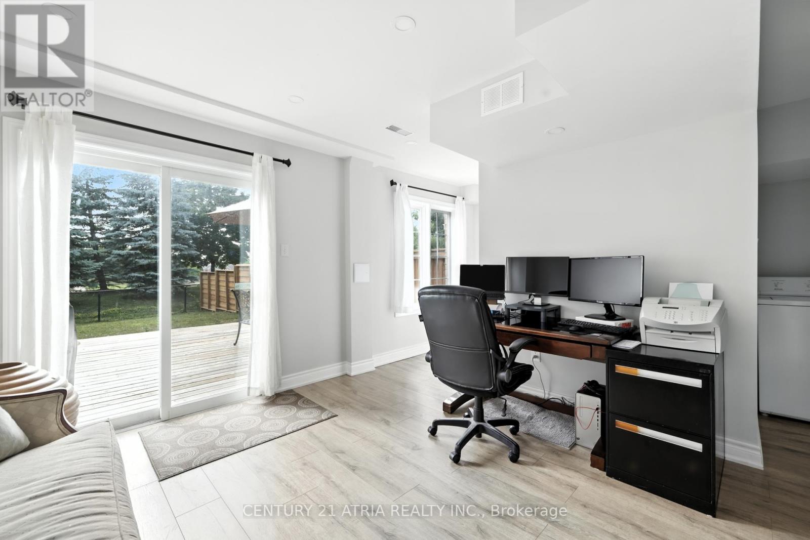 12 Stiles Avenue, Aurora, Ontario  L4G 7N3 - Photo 19 - N12437691