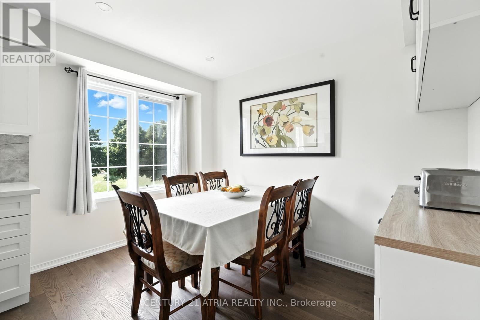 12 Stiles Avenue, Aurora, Ontario  L4G 7N3 - Photo 3 - N12437691