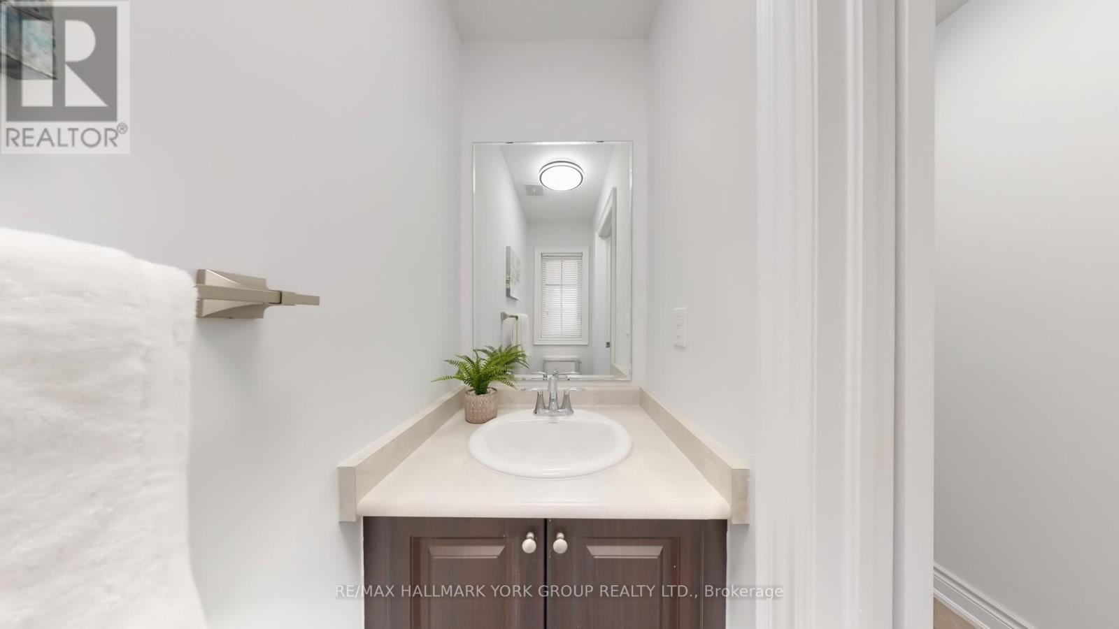 6 Roy Grove Way, Markham, Ontario  L6E 0T6 - Photo 26 - N12437709