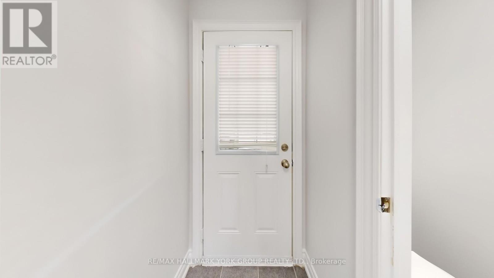 6 Roy Grove Way, Markham, Ontario  L6E 0T6 - Photo 28 - N12437709