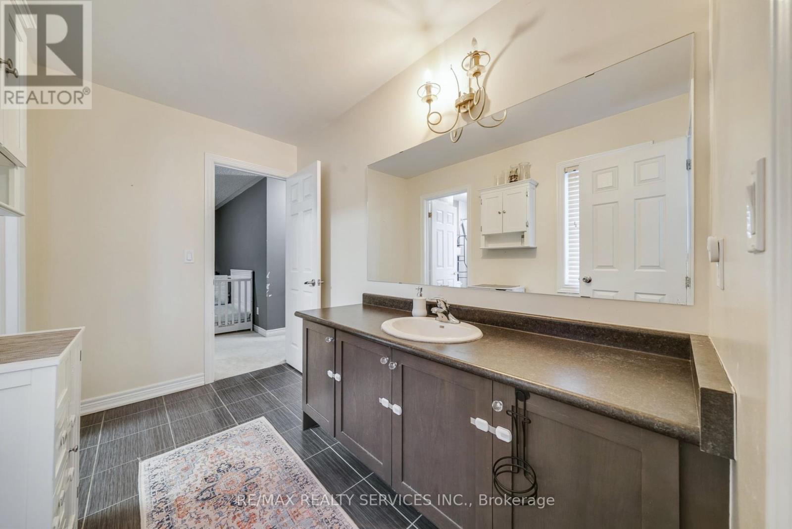 2 Kennedy Boulevard, New Tecumseth, Ontario  L9R 0L4 - Photo 24 - N12437848