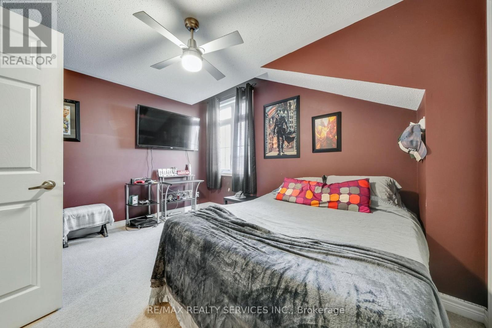 2 Kennedy Boulevard, New Tecumseth, Ontario  L9R 0L4 - Photo 28 - N12437848