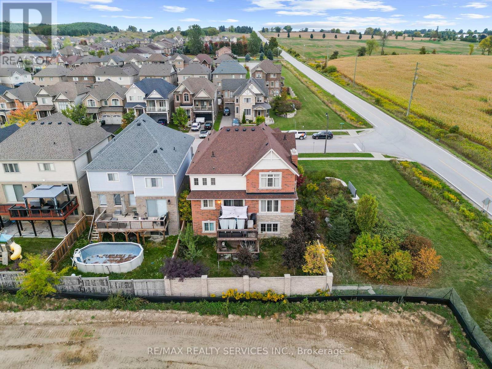 2 Kennedy Boulevard, New Tecumseth, Ontario  L9R 0L4 - Photo 30 - N12437848