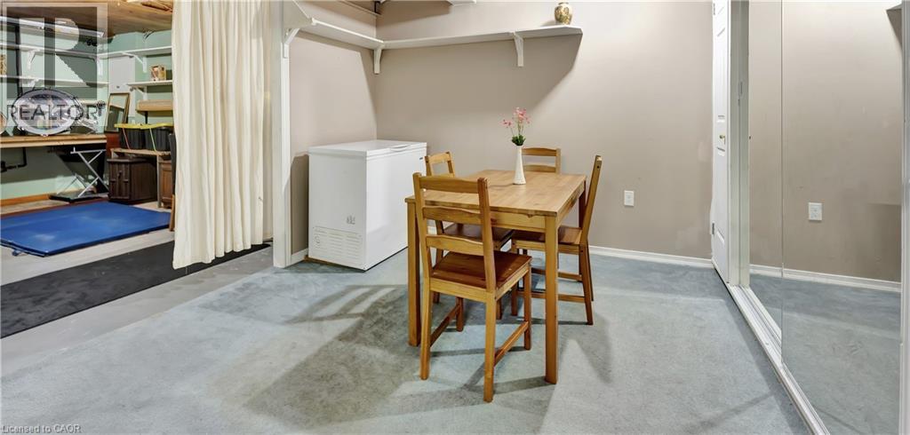 39 Marilyn Court, Hamilton, Ontario  L9B 2T5 - Photo 24 - 40775250