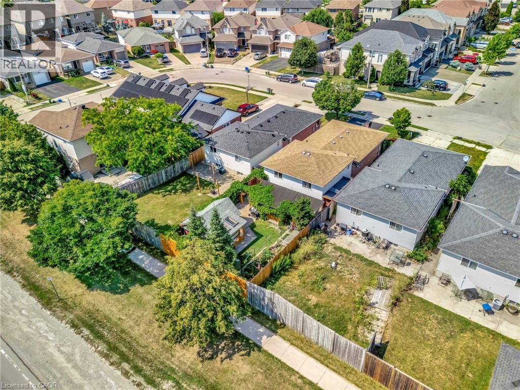 39 Marilyn Court, Hamilton, Ontario  L9B 2T5 - Photo 43 - 40775250
