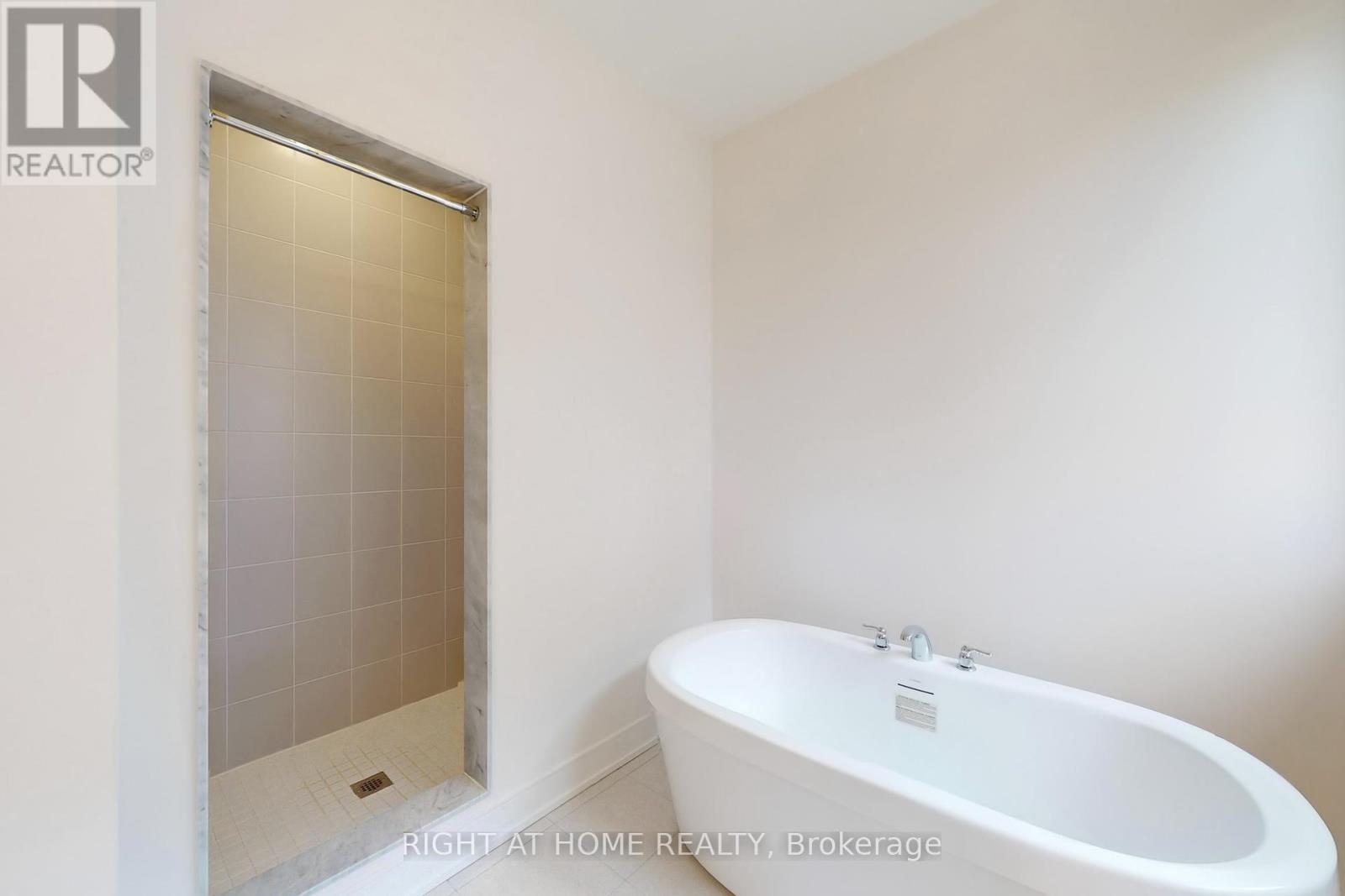 254 Wilcox Drive, Clearview, Ontario  L0M 1S0 - Photo 29 - S12437712