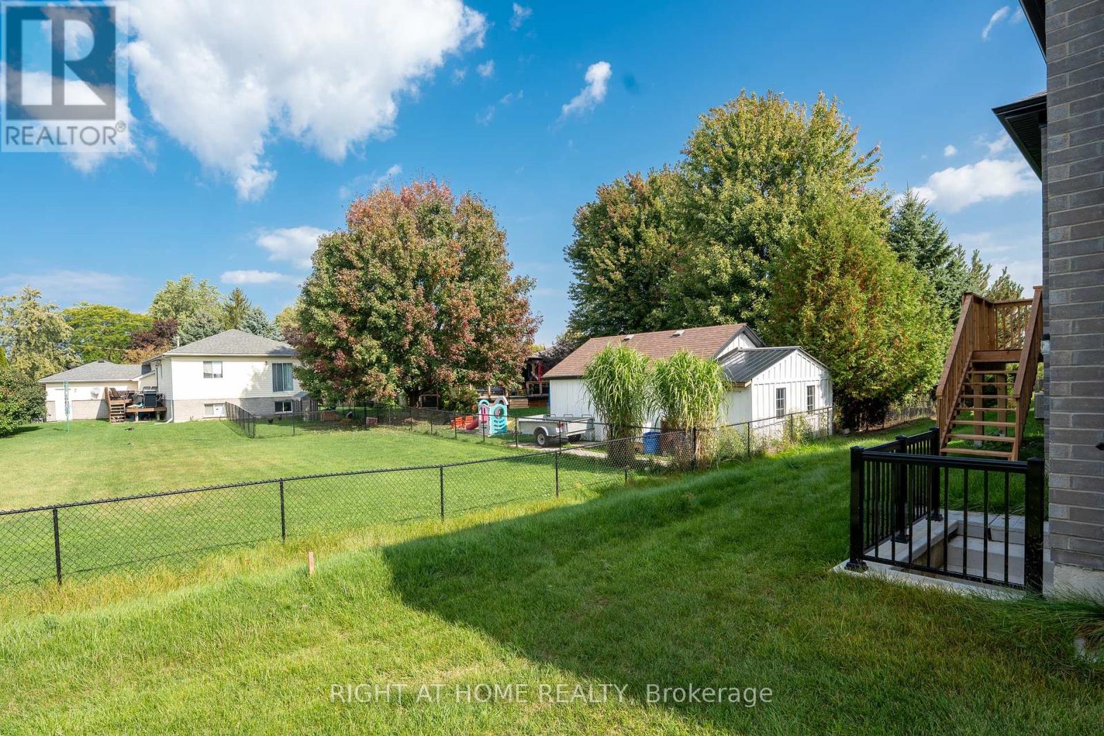 254 Wilcox Drive, Clearview, Ontario  L0M 1S0 - Photo 40 - S12437712