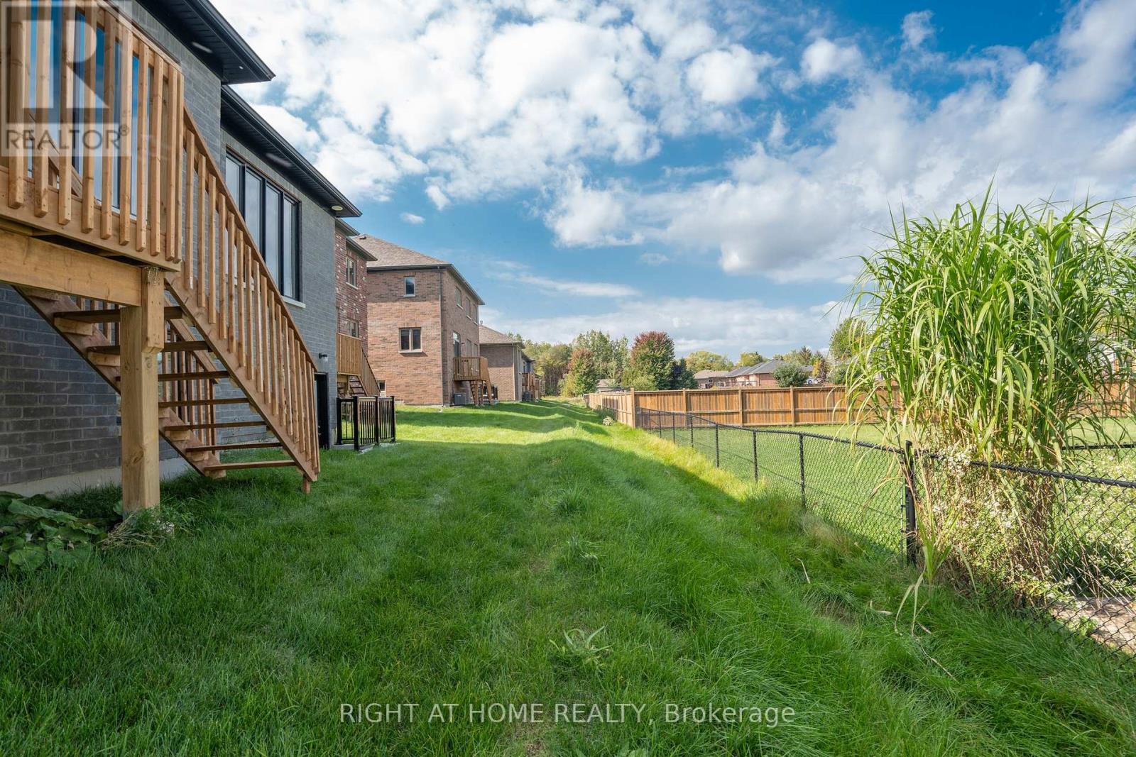 254 Wilcox Drive, Clearview, Ontario  L0M 1S0 - Photo 42 - S12437712
