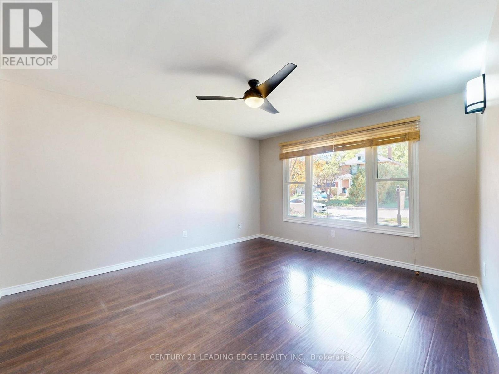 173 Owen Street, Barrie, Ontario  L4M 3H8 - Photo 14 - S12437719