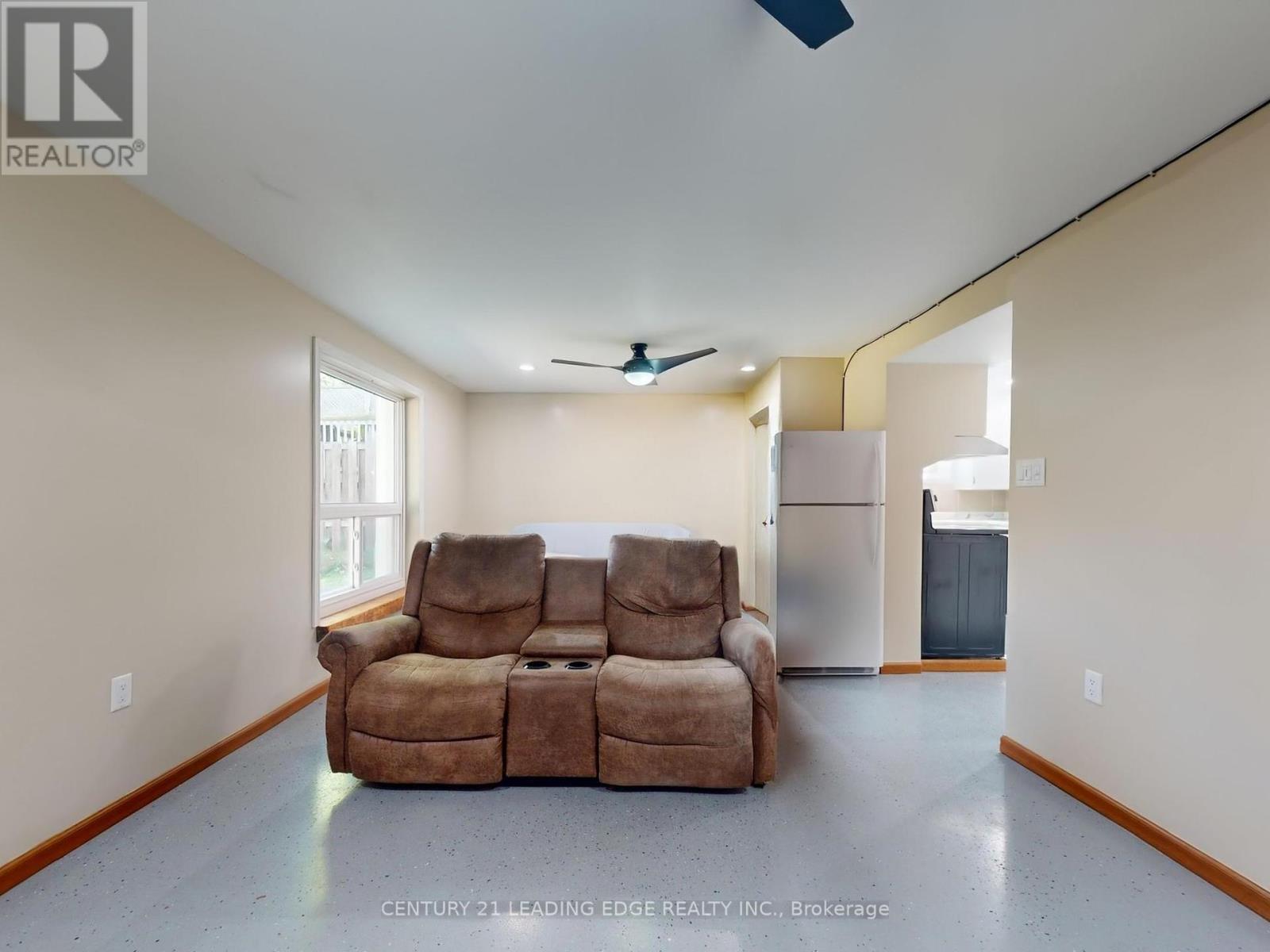173 Owen Street, Barrie, Ontario  L4M 3H8 - Photo 36 - S12437719