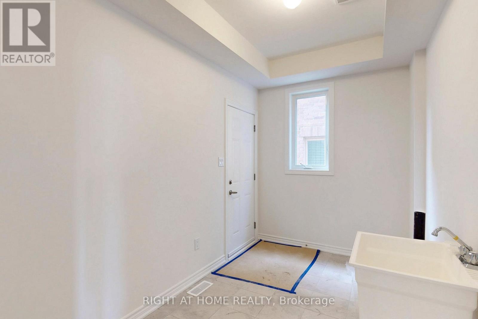 260 Wilcox Drive, Clearview (Stayner), Ontario  L0M 1S0 - Photo 22 - S12437798