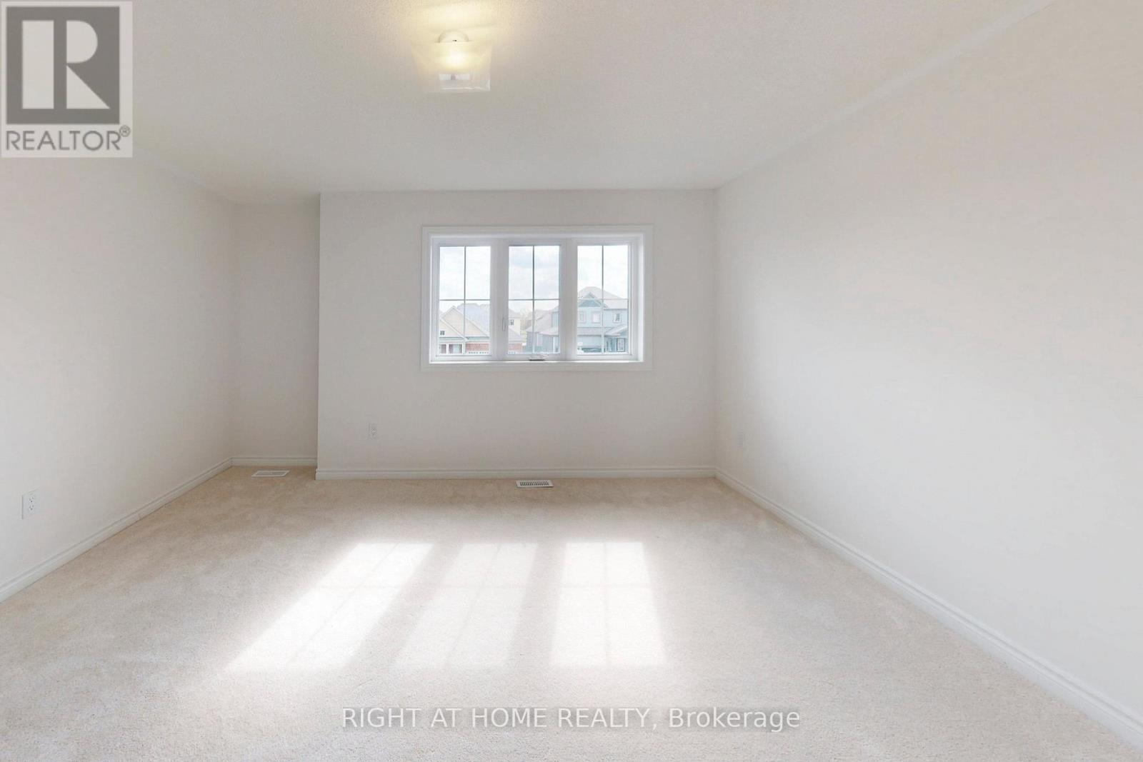 260 Wilcox Drive, Clearview (Stayner), Ontario  L0M 1S0 - Photo 35 - S12437798
