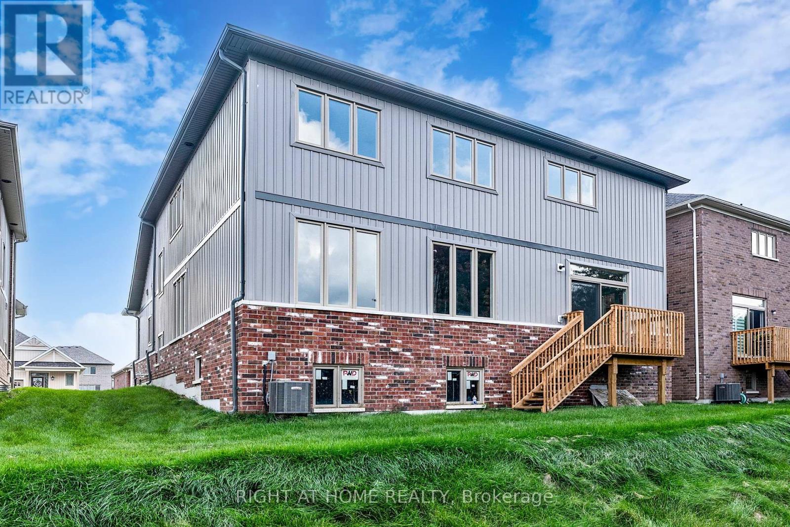 260 Wilcox Drive, Clearview (Stayner), Ontario  L0M 1S0 - Photo 42 - S12437798