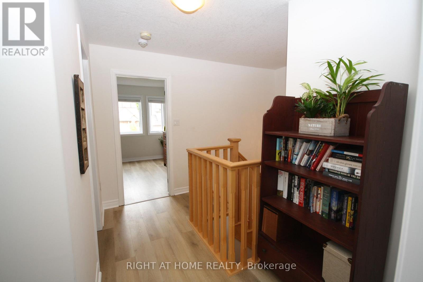 1039 Cook Drive, Midland, Ontario  L4R 0E4 - Photo 25 - S12437825