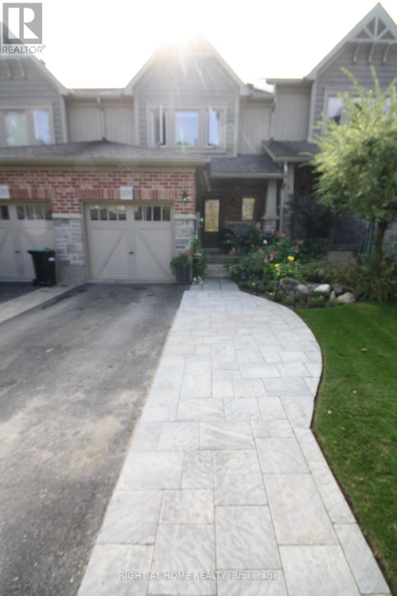 1039 Cook Drive, Midland, Ontario  L4R 0E4 - Photo 3 - S12437825