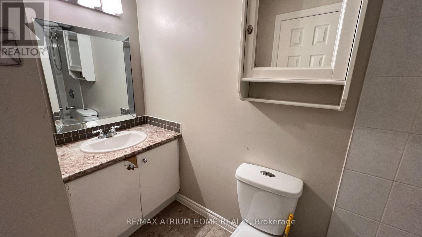 124 Monique Crescent, Barrie, Ontario  L4M 6Y8 - Photo 10 - S12437885
