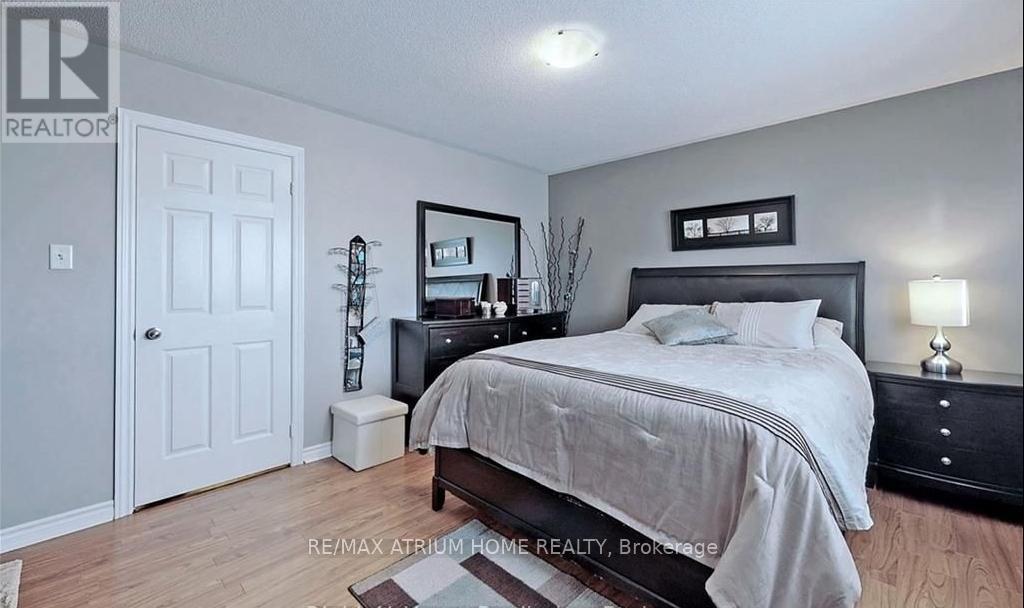 124 Monique Crescent, Barrie, Ontario  L4M 6Y8 - Photo 15 - S12437885