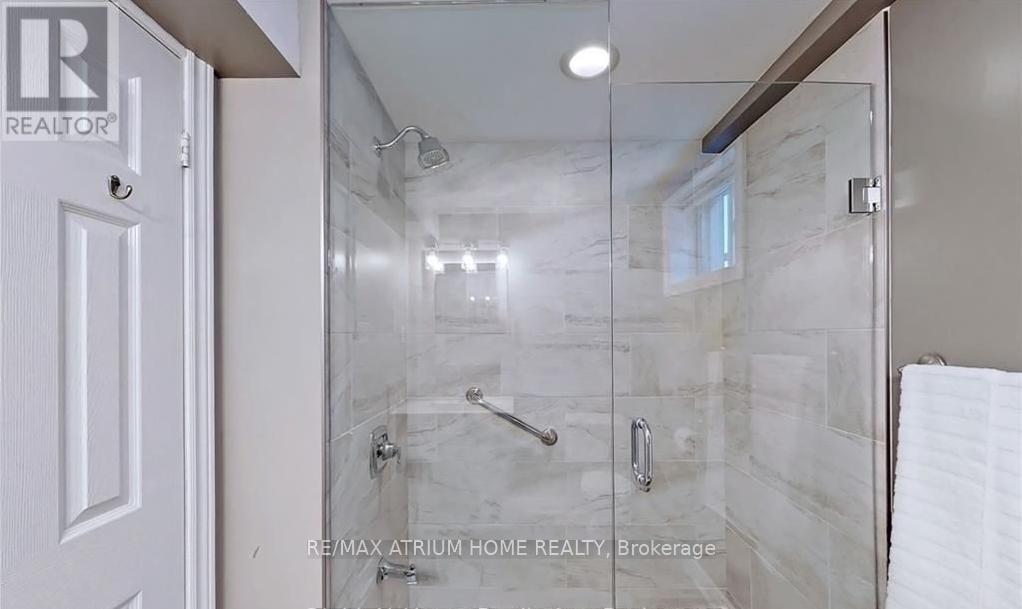 124 Monique Crescent, Barrie, Ontario  L4M 6Y8 - Photo 22 - S12437885