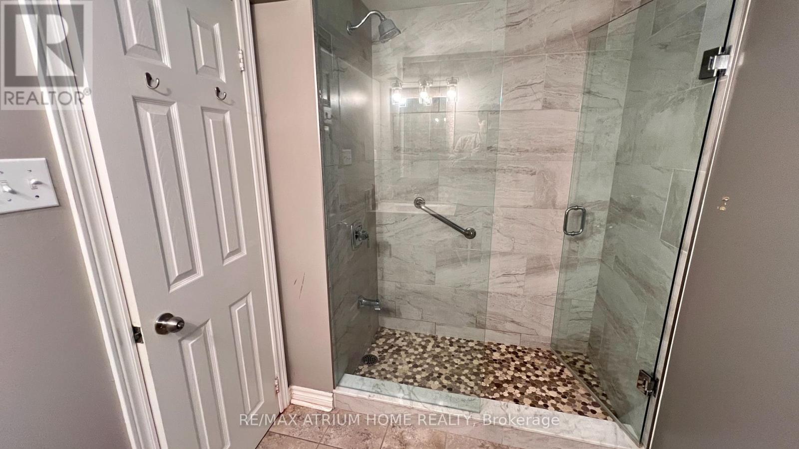 124 Monique Crescent, Barrie, Ontario  L4M 6Y8 - Photo 27 - S12437885