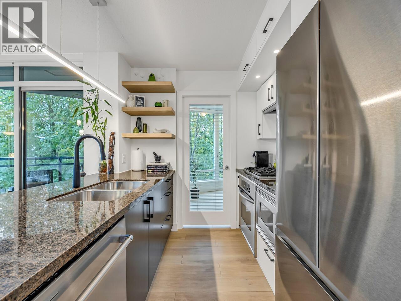 301 1650 W 7th Avenue, Vancouver, British Columbia  V6J 5N1 - Photo 13 - R3053895