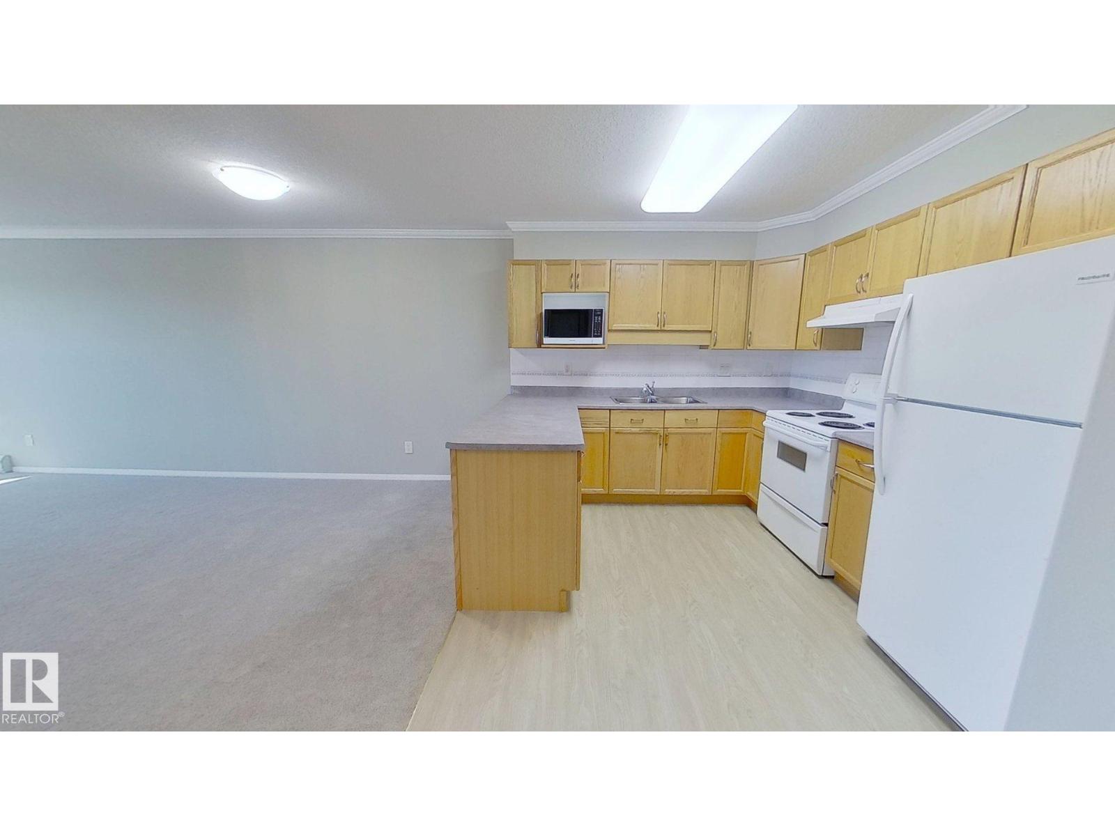 #404 8315 83 St Nw, Edmonton, Alberta  T6C 4R8 - Photo 4 - E4460268