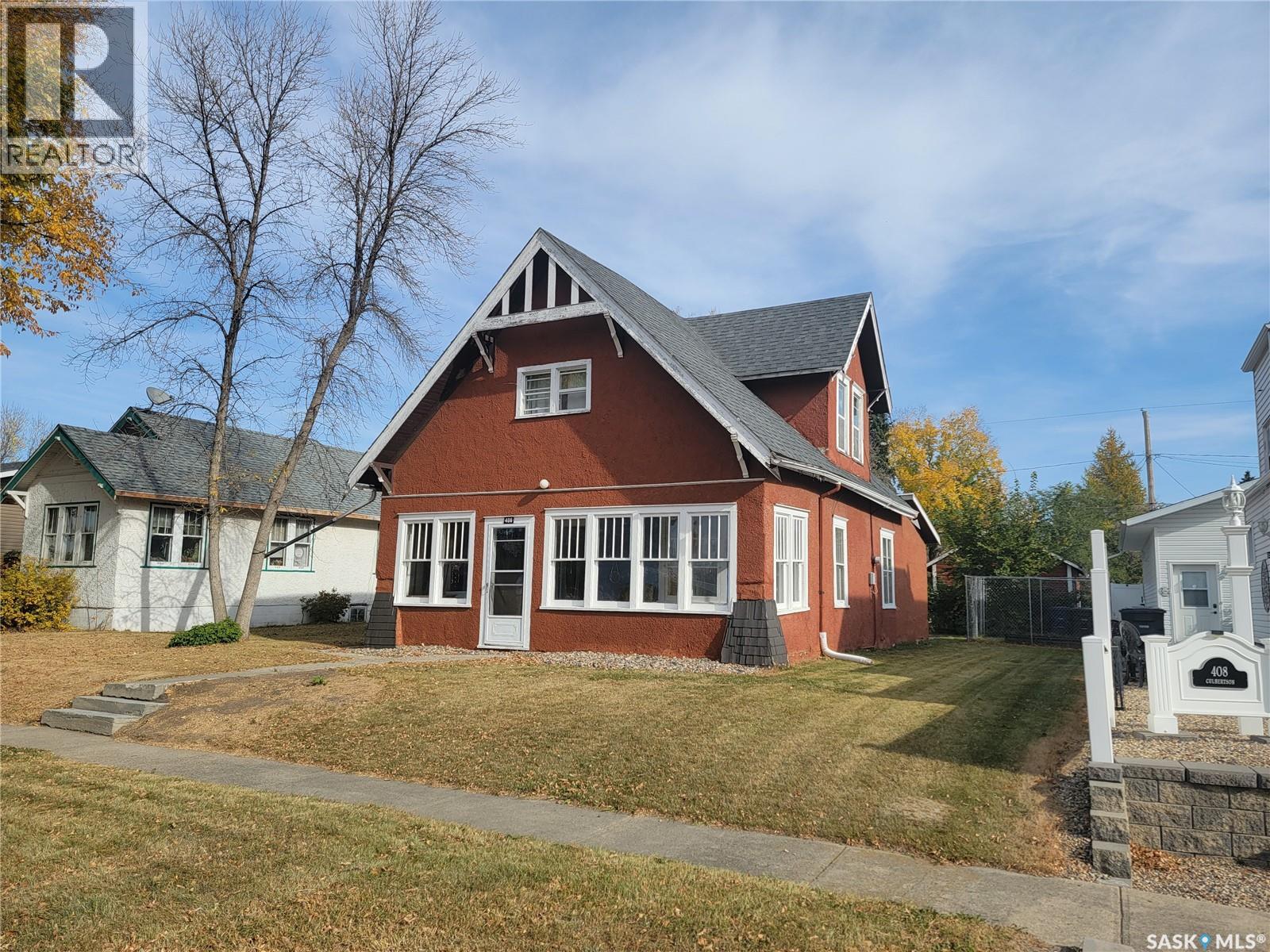 406 1st Street E, Wilkie, Saskatchewan  S0K 4W0 - Photo 1 - SK019793