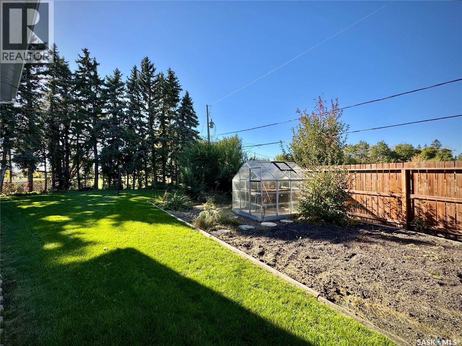 208 Hillside Bay, Langenburg, Saskatchewan  S0A 2A0 - Photo 45 - SK019788