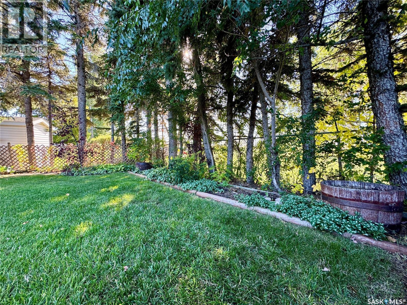 208 Hillside Bay, Langenburg, Saskatchewan  S0A 2A0 - Photo 47 - SK019788