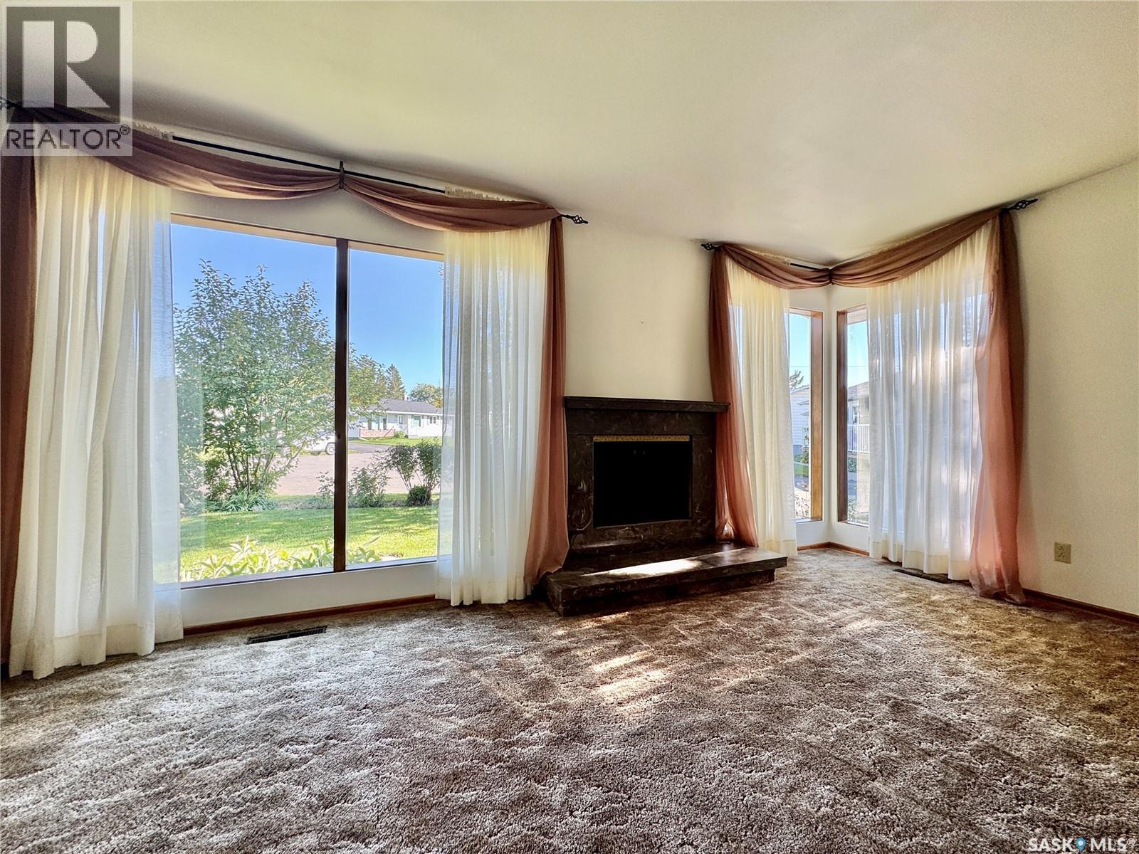 208 Hillside Bay, Langenburg, Saskatchewan  S0A 2A0 - Photo 8 - SK019788