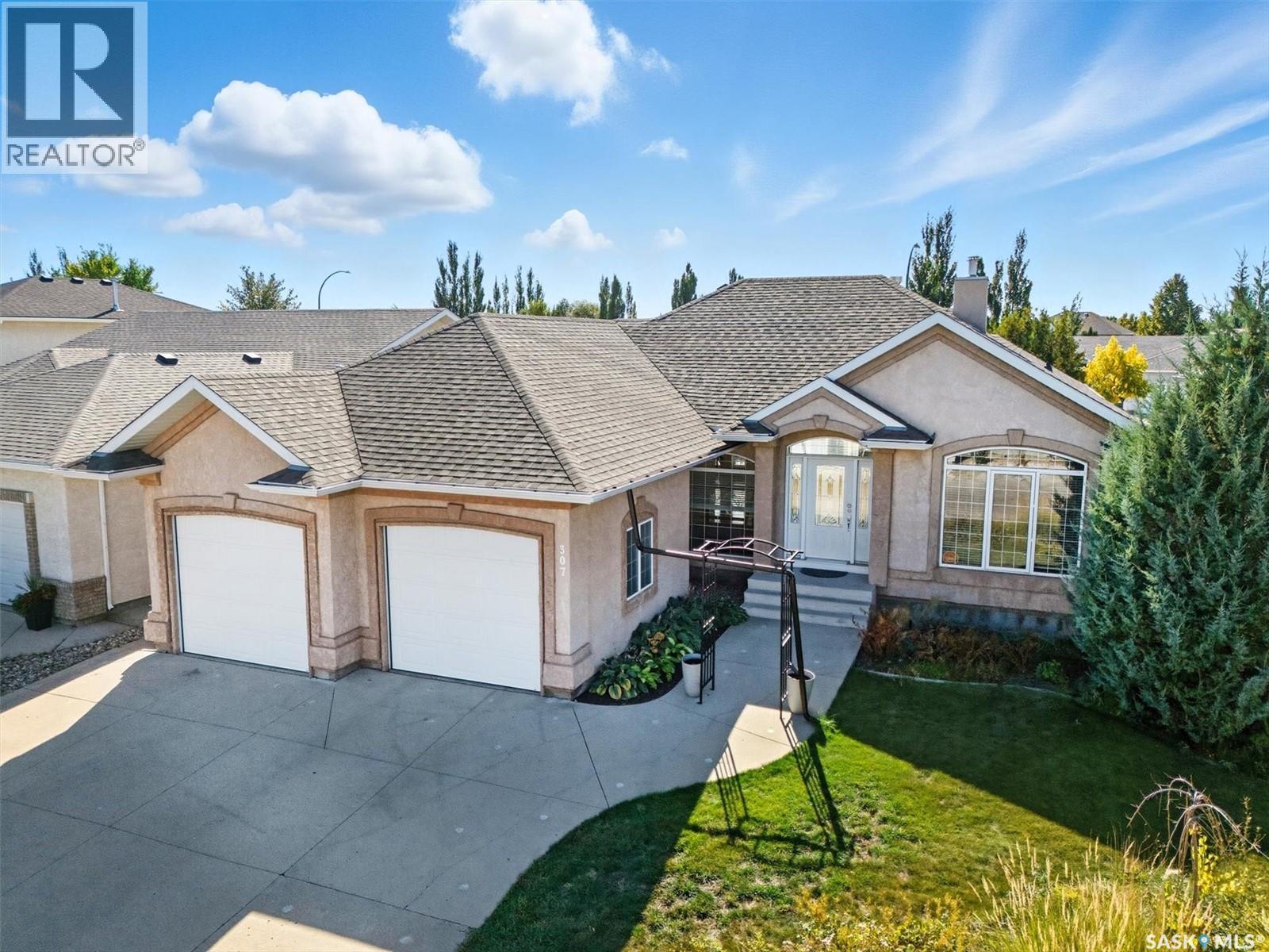 307 Beechmont Lane, Saskatoon, Saskatchewan  S7V 1C6 - Photo 1 - SK019771