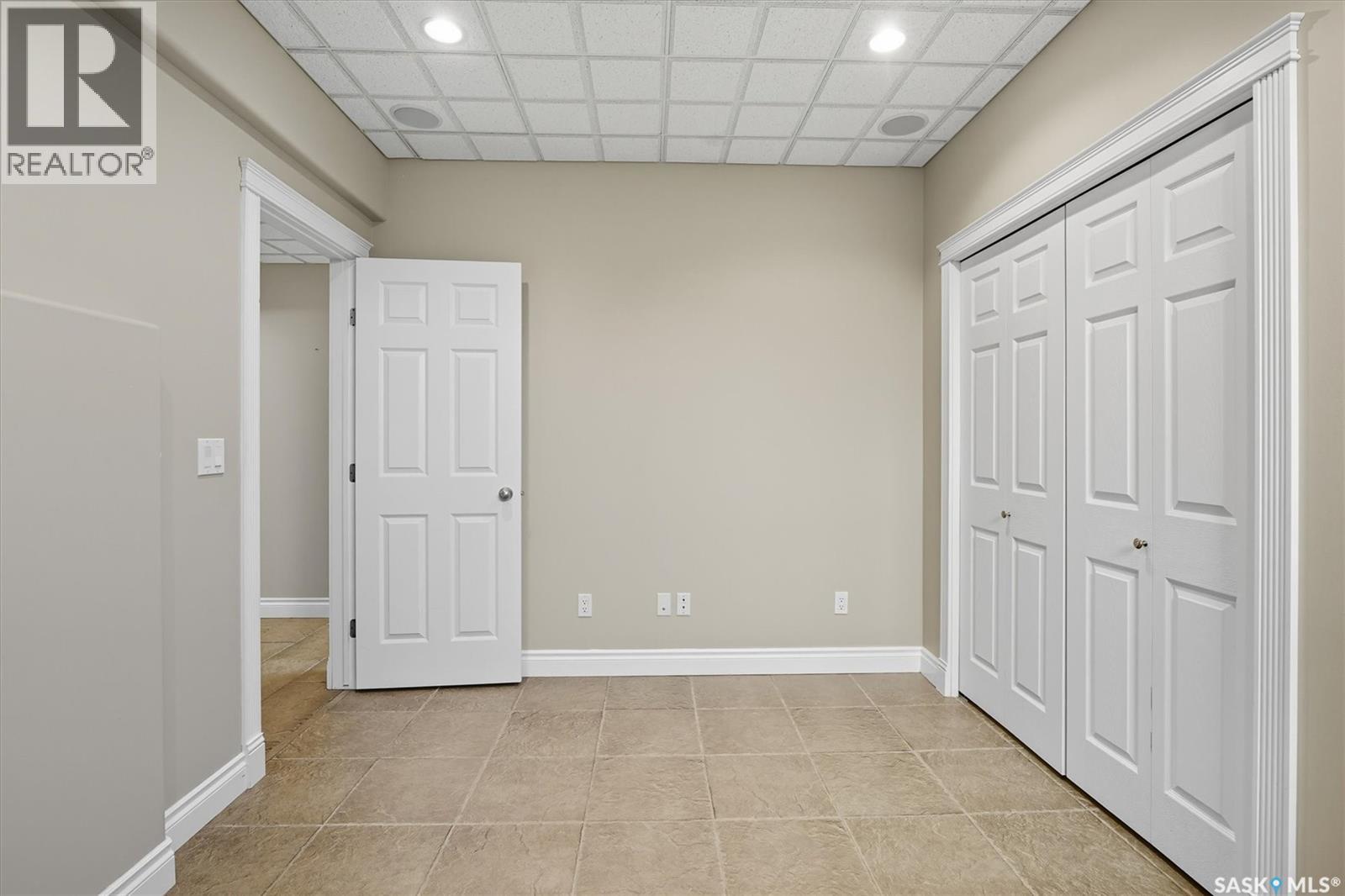 307 Beechmont Lane, Saskatoon, Saskatchewan  S7V 1C6 - Photo 38 - SK019771