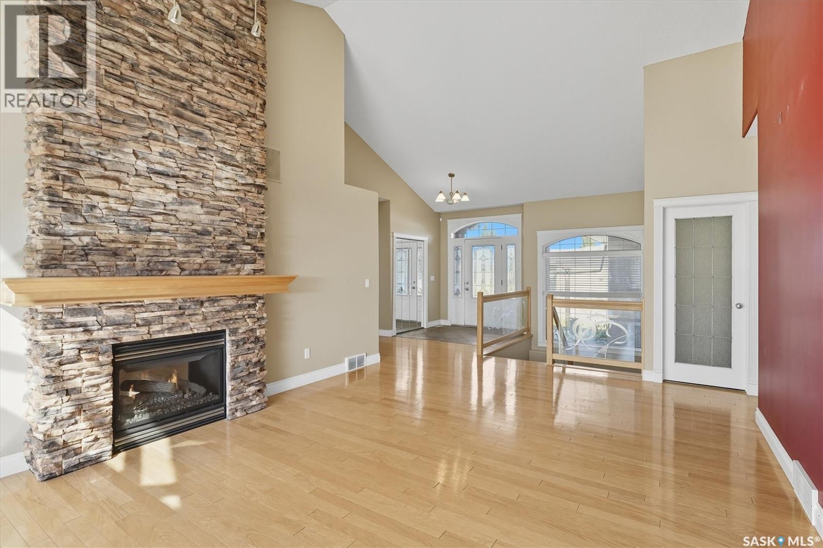 307 Beechmont Lane, Saskatoon, Saskatchewan  S7V 1C6 - Photo 5 - SK019771