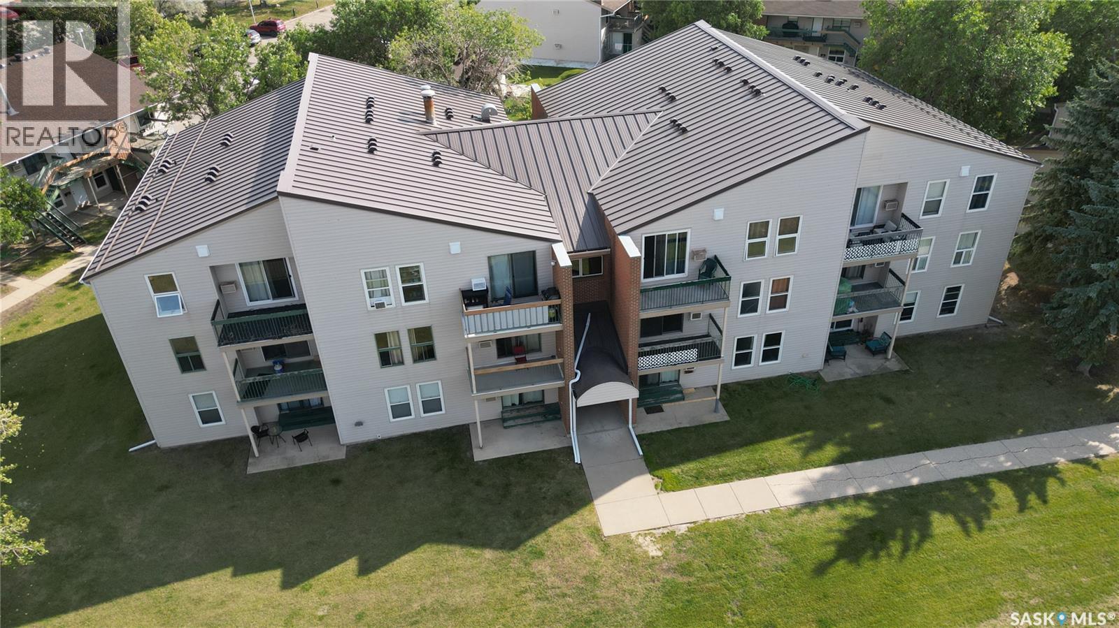 102 34 Nollet Avenue, Regina, Saskatchewan  S4T 7P9 - Photo 2 - SK019657