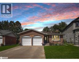 286 TAGGE Crescent, Kitchener, Ontario