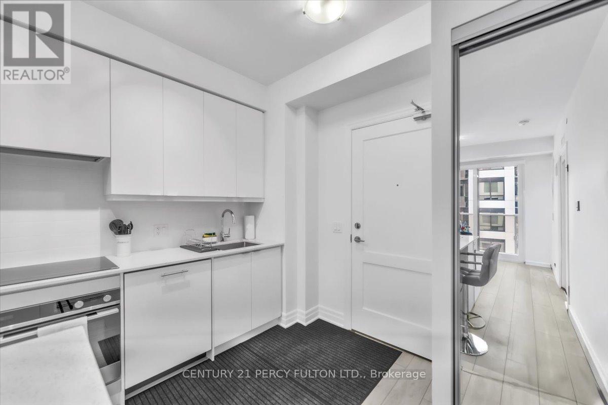 2509 - 30 Elm Drive W, Mississauga, Ontario  L5B 0N6 - Photo 7 - W12437636