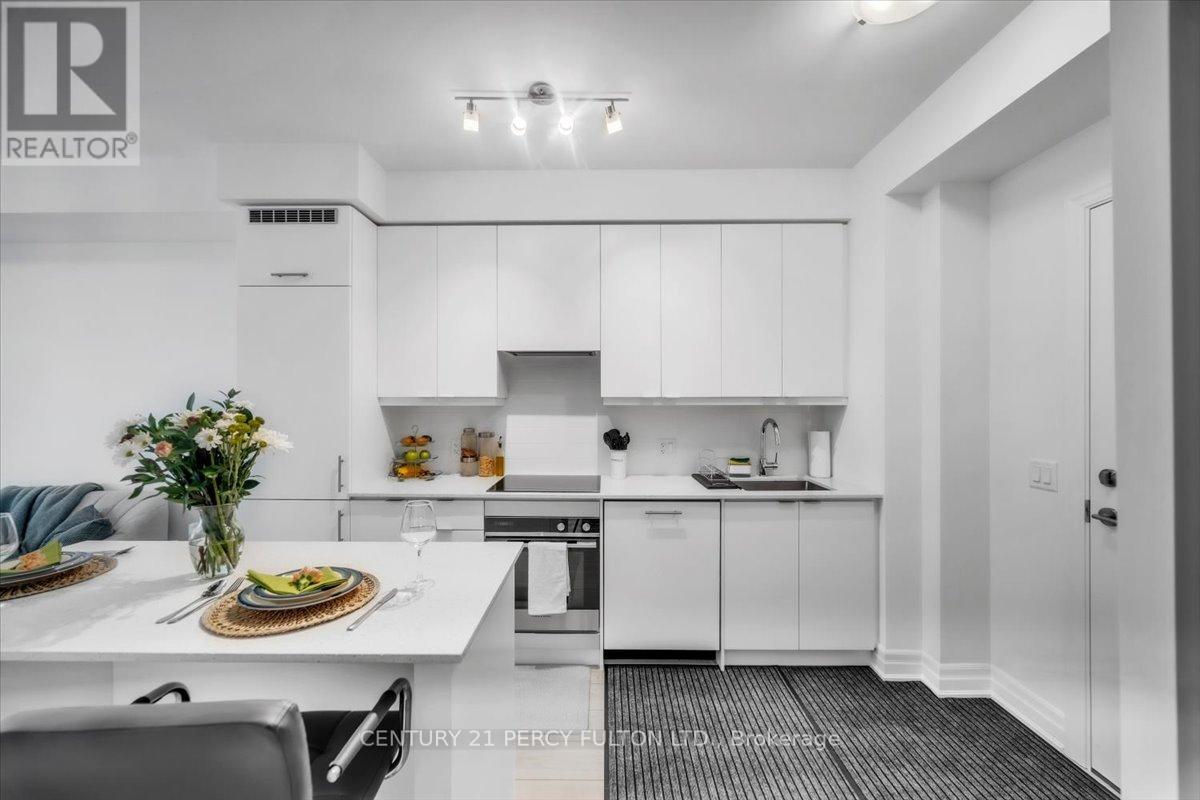 2509 - 30 Elm Drive W, Mississauga, Ontario  L5B 0N6 - Photo 9 - W12437636