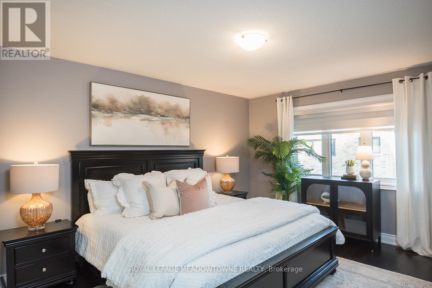 390 Ramsey Place, Milton, Ontario  L9E 1N3 - Photo 20 - W12437660