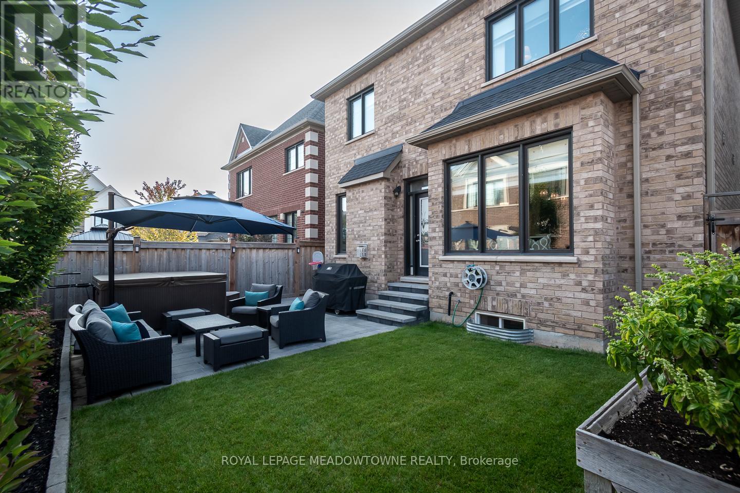 390 Ramsey Place, Milton, Ontario  L9E 1N3 - Photo 39 - W12437660