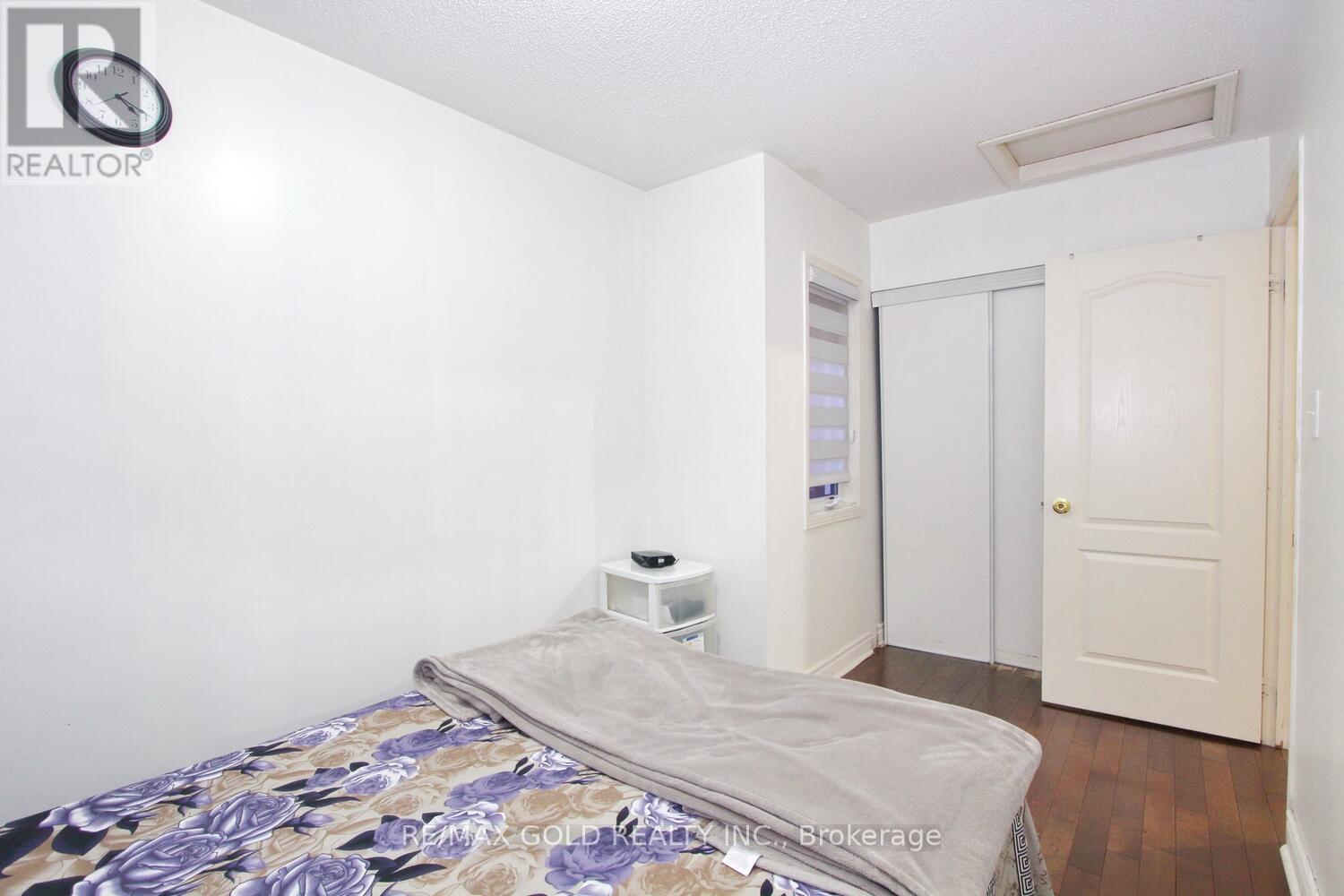 25 Wicklow Road E, Brampton, Ontario  L6X 0J6 - Photo 25 - W12437675